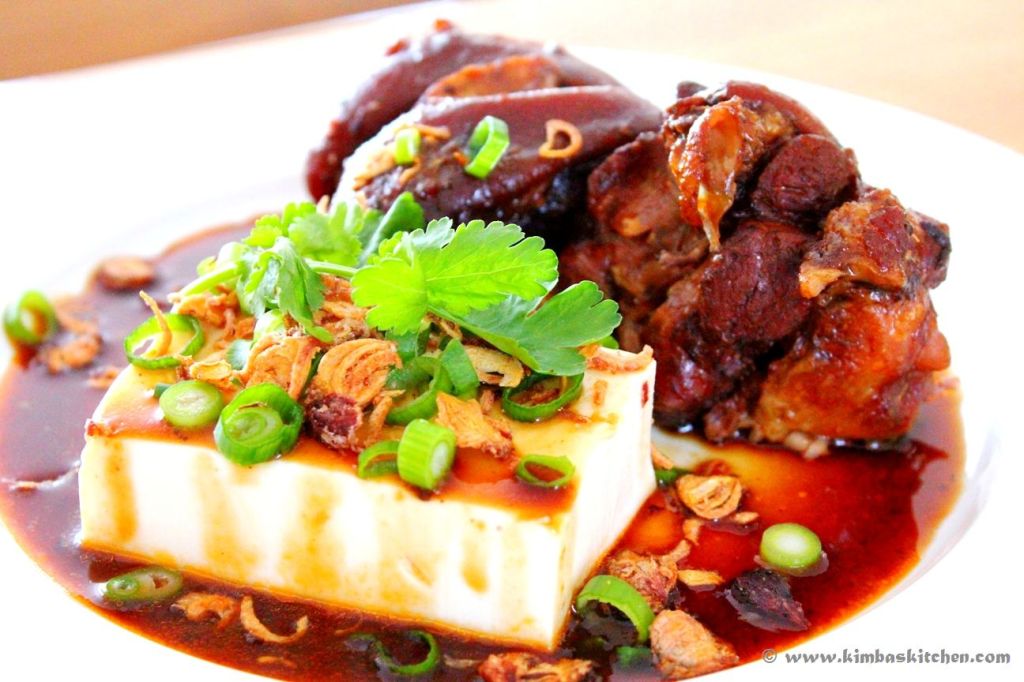 Chinese Styled Braised Pork Leg with Japanese&nbsp;Tofu