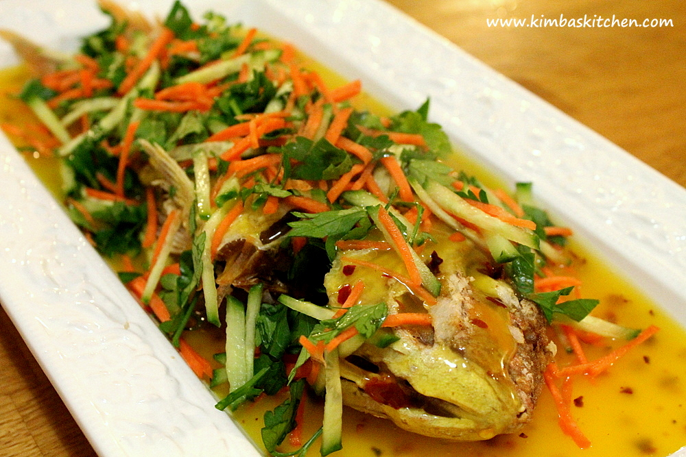 Crispy Deep Fried Whole Snapper with Lemon Chilli Sauce and Asian&nbsp;Salad