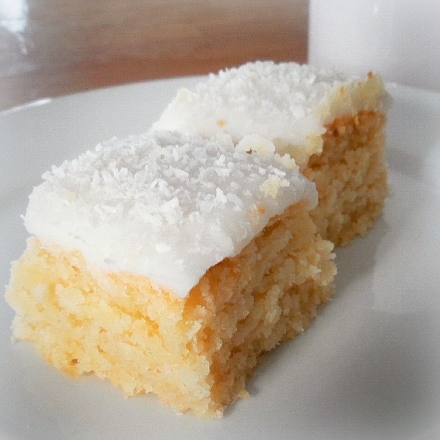 Dairy Free Lemon and Coconut Cake