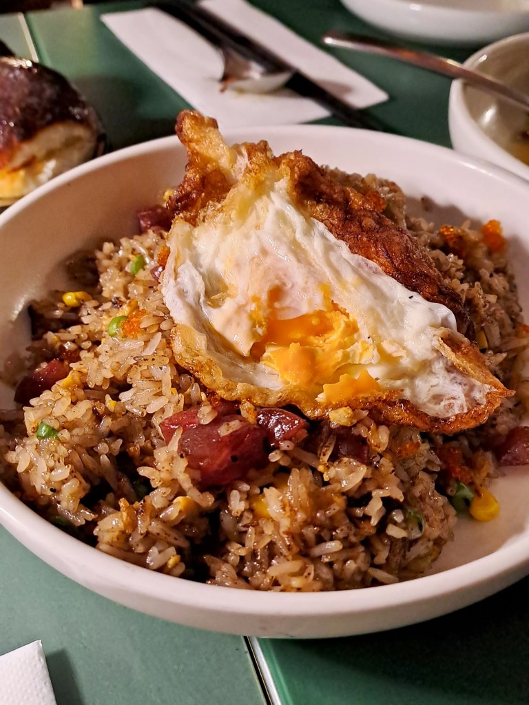 Fried rice topped with a fried egg